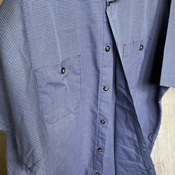 Two Men's Stylish Button-Down RED KAP work shirts - Picture 8 of 8